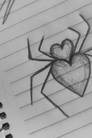 Um esboço a lápis de uma aranha com corpo em formato de coração enfeita um papel pautado de caderno, personificando a simplicidade de Desenhos.