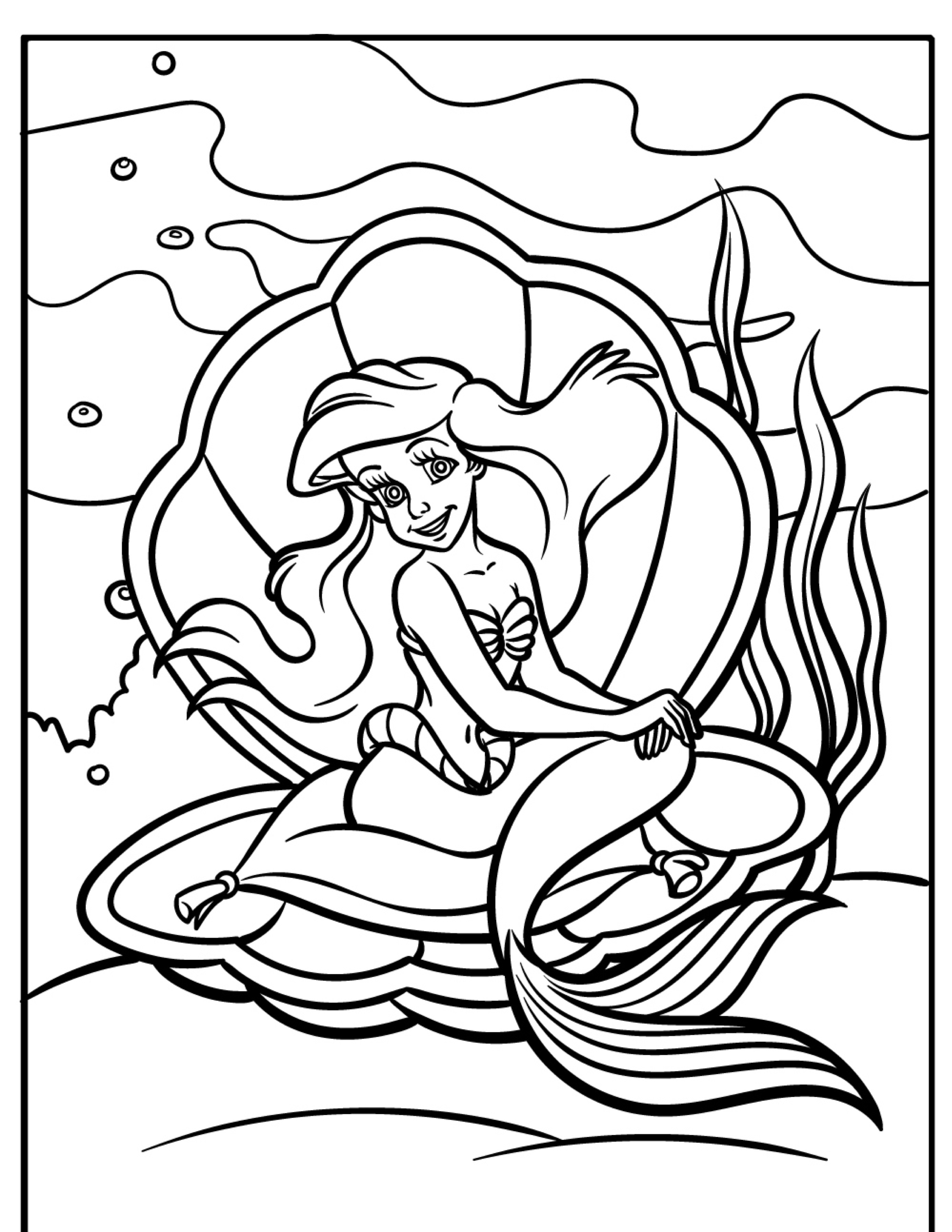 Uma sereia com cabelos longos e um top de biquíni em formato de concha, parecida com Ariel, está sentada em uma grande concha debaixo d'água, pronta para colorir qualquer desenho dos sonhos.