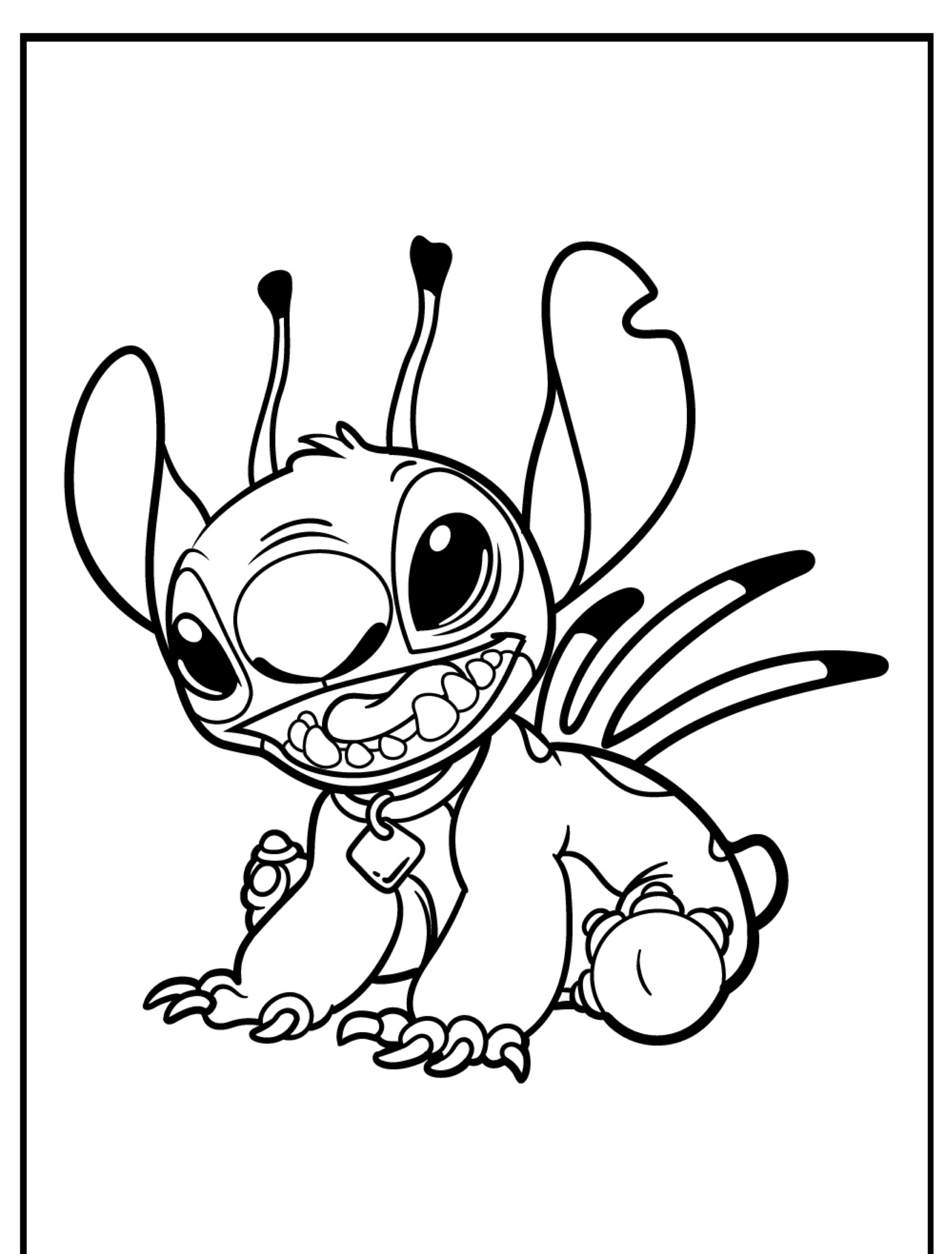 Desenho de um personagem alienígena de desenho animado com orelhas grandes, antenas e um sorriso largo, sentado e parecendo alegre. Perfeito para desenho para colorir como o Stitch das suas aventuras animadas favoritas.