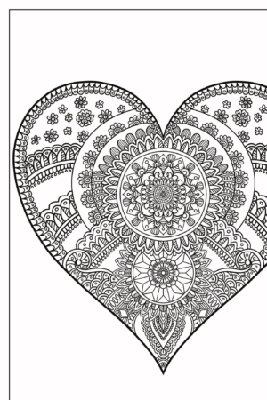 Uma mandala em formato de coração com padrões simétricos e intrincados e detalhes florais em preto e branco, perfeita para entusiastas de colorir que gostam de desenhos elaborados. Para Colorir.