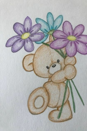 Desenhar um lindo ursinho segurando um buquê de flores roxas, azuis e rosas é uma maneira perfeita de criar desenhos legais.