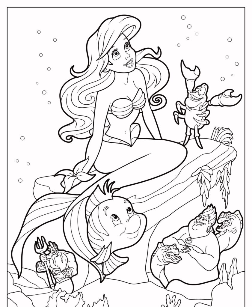 Uma sereia sentada em uma rocha debaixo d'água com um peixe, um caranguejo segurando um tridente e duas enguias olhando para ela, como se fosse um desenho de princesas da disney para colorir.