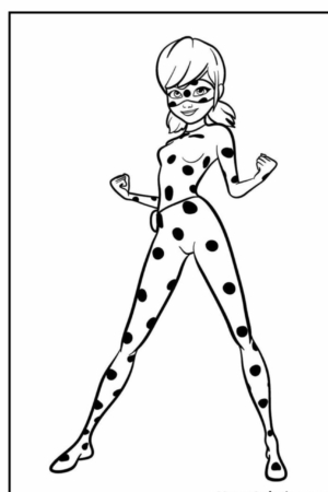 Desenho de uma super-heroína em um traje com as pintas da Lady Bug, parada confiante com os punhos cerrados, pronta para a ação; perfeito para desenho para colorir. Para colorir.