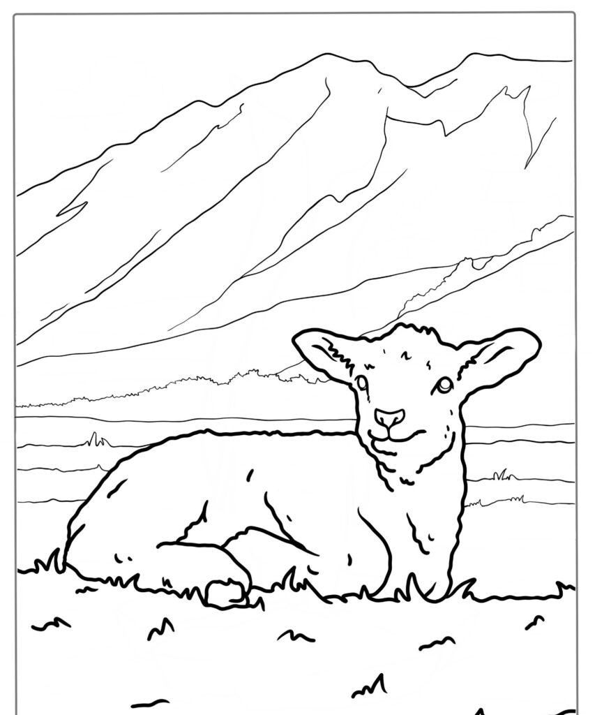 Um cordeiro está deitado na grama com montanhas ao fundo neste encantador desenho "Desenho de Ovelha", perfeito para colorir.